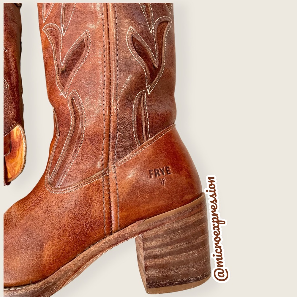 VINTAGE Frye Floral Inlay Cognac Boho Leather Chunky Heel Pull On Campus Boot - Picture 7 of 11